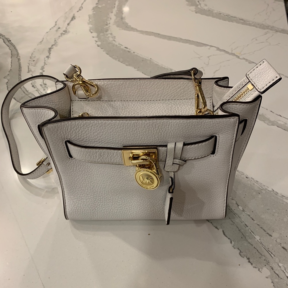 Michael Kors White Leather Purse!